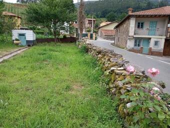 Casa Rural Completa Con Jard�n