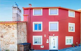 Amazing Home In Vimianzo With Wifi And 7 Bedrooms
