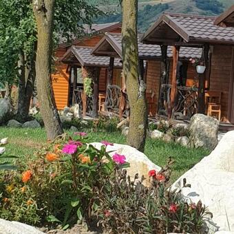 Hostal Pensiunea 8 Od?i