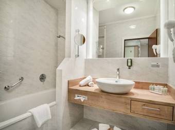 Small & Beautiful Hotel Gnaid