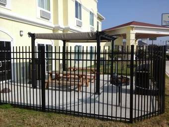 Hotel Three Rivers Inn And Suites - Three Rivers