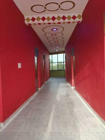 Pop 91456 Hotal Blue Waves Inn