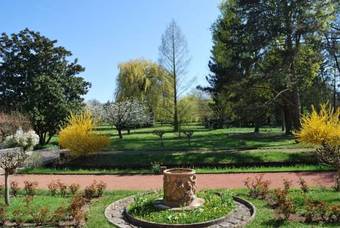 Ch�teau De Tanay B&B