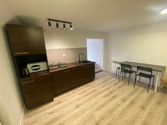 Apartamento Kamienica Na Mickiewicza - D?bie - Tylko 15 Min Jazdy Na Termy Uniej�w / Blisko Zjazd A2