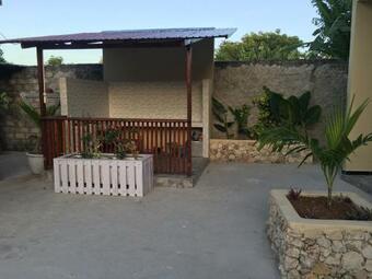 Bed & Breakfast Lope Homestay