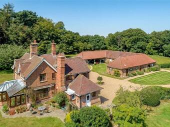 Hostal Holly Lodge Country Guest House