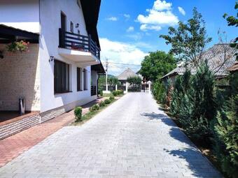 Hostal Pensiunea Sub Hori??