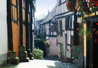 Hostal Chambres D'h�tes Du March� Aux Grains