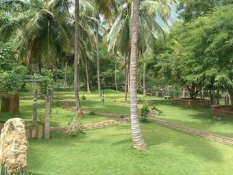 Hostal Room In Farmhouse - Guest Room In Mango Village Farm House - 2 Guests, Pure Cultural Experience