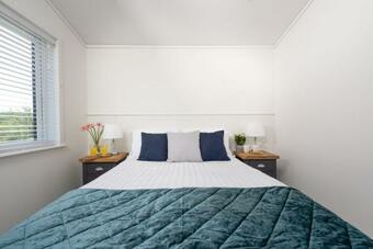 Lavender Lodge, 8 Roadford Lake Lodges