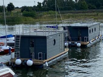 Houseboat Long P?ywaj?cy Apartament Wodna Osada