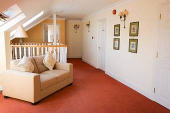 Hostal Inch Beach House B&B