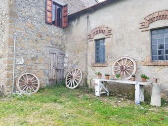 Casali E Piscine Esclusive A Podere San Donato