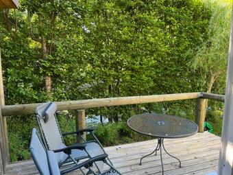 La Cabane Au Bord De L'allier