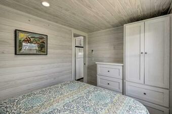 Modern Flat Rock Tiny House With Community Pool