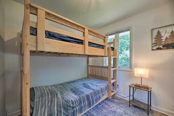 Stunning Lakeside Home With Deck On State Park!