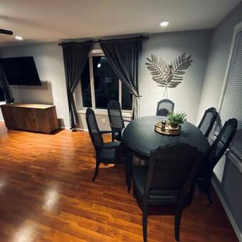 Hot Tub 4 Kayaks 4 Queen 1 Twin Sandusky Bay Home Full Patio Wifi