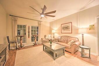 Lovely Hawkins Home With Patio And Hangar Garage!