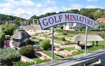 Apartamento Awesome Home In Houdetot With 2 Bedrooms