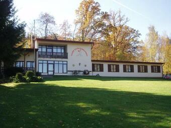 Hostal Yacht Club Barrandov