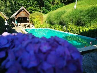 Hostal Apartments Mm