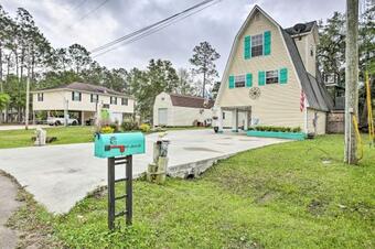 Waterfront Kiln Retreat With Multiple Decks And Dock!