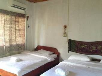 Hostal Pha Noi Guesthouse