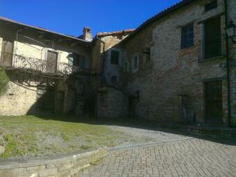 Bed & Breakfast Magiche Langhe