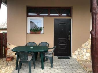 Apartamento Szederk�ny Vend�gh�z