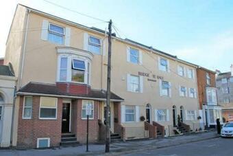 Apartamento Bridge Terrace Cc