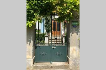 Apartamento Les Glycines Du Vexin - Studio �tage - Netflix