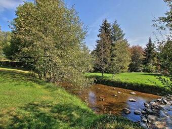 Cozy Holiday Home In Sainte-ode For 8 People In The Ardennes