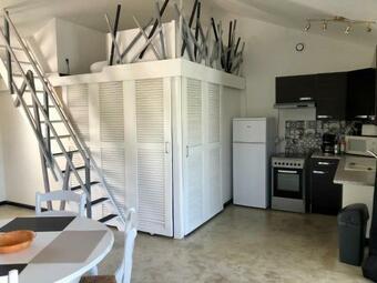 Apartamento Grand Studio � Louer Avec Terrasse