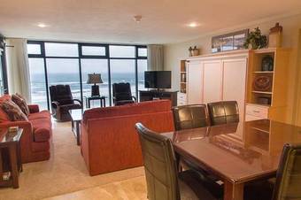 Inn At Spanish Head Resort Hotel