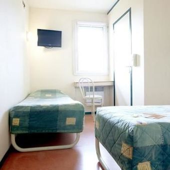 Hotel Premiere Classe Angers Sud - Les Ponts De C�