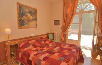 Holiday Home Aubais St-1314