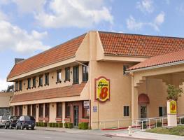 Super 8 Motel Hayward