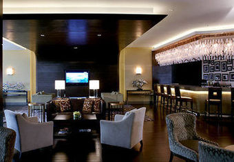 Courtyard By Marriott Kunshan Hotel