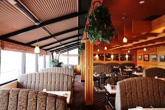 Hotel Tamarack Motor Inn