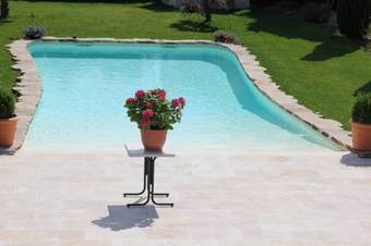 Bed & Breakfast Mas Saint Julien