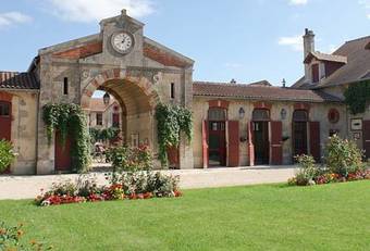 Hostal La Maison Des Officiers