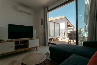 Apartamento O&l Lumbreras: Bright Duplex With Private Terrace