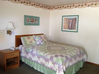 Motel Crest Country Inn