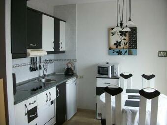 Apartamento 1 Bedroom Penthouse On Front Line Of The Beach