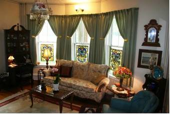 A Boat To Sea Bed & Breakfast