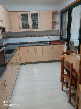 Apartamento De Dos Habitaciones En Quiroga