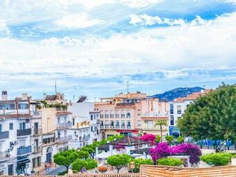 Cd-1926 Three Bedroom Apartment In Nerja