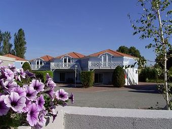 Aparthotel Park & Suites Village La Rochelle - Marans