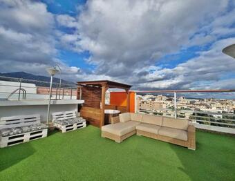 Apartamento Penthouse With Private Pool, Hot Tub Jacuzzi With Sea Views And Chill-out Zone, Close To The Sea
