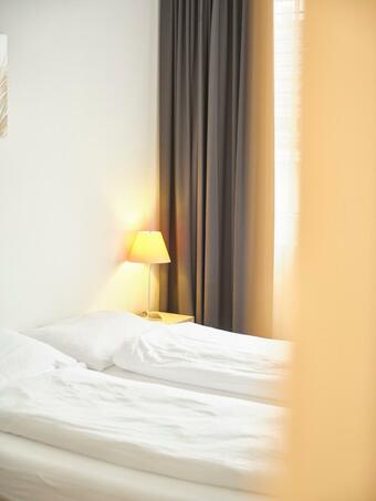 Apartments By Hotel Astoria